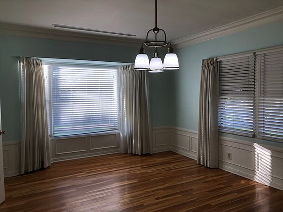 4th image of 440 E 1st Ave