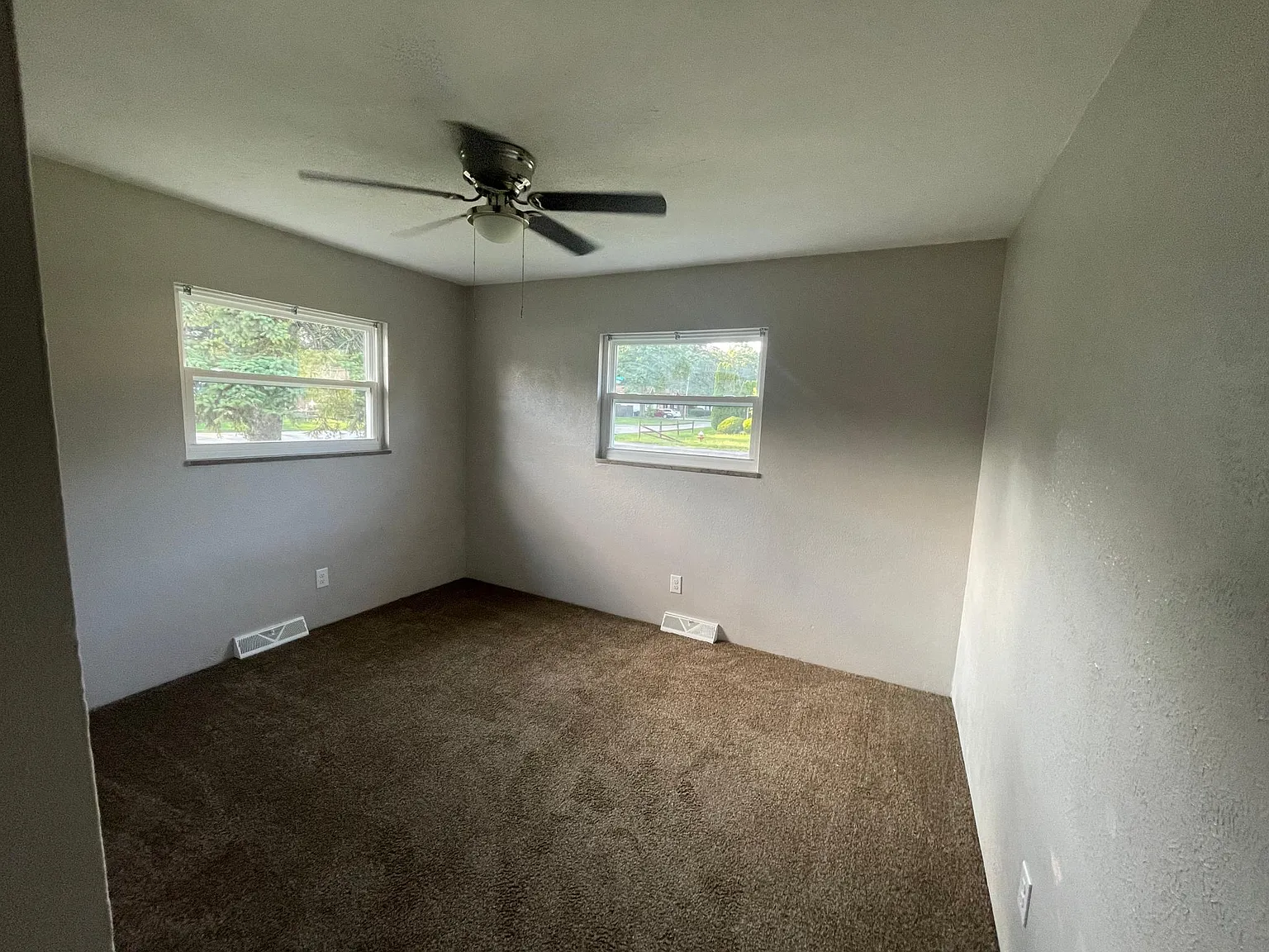 5222 Oldham Dr — Photo 4