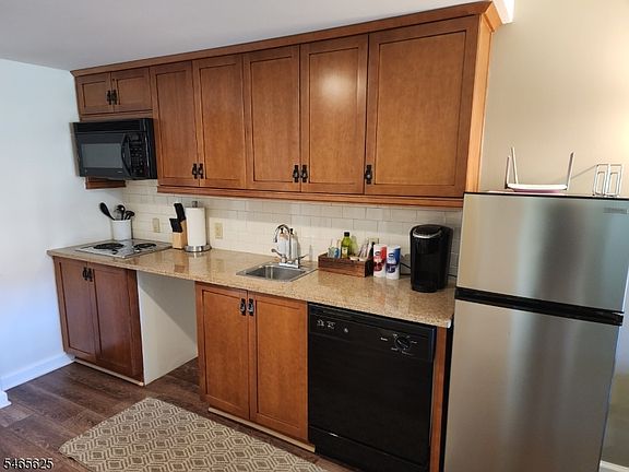 5th image of 200 State Rt 94 Unit 246 BLDG 200 #246