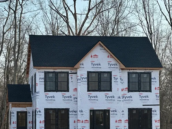 281 Moosup Pond Road, Plainfield, CT 06354