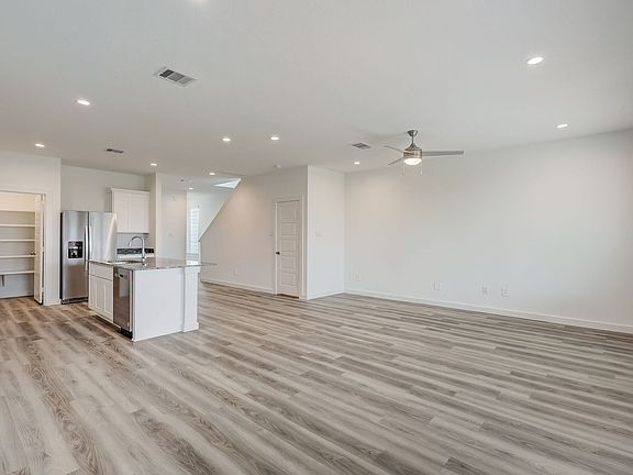 5th image of 10404 Belmont Orchard Trl