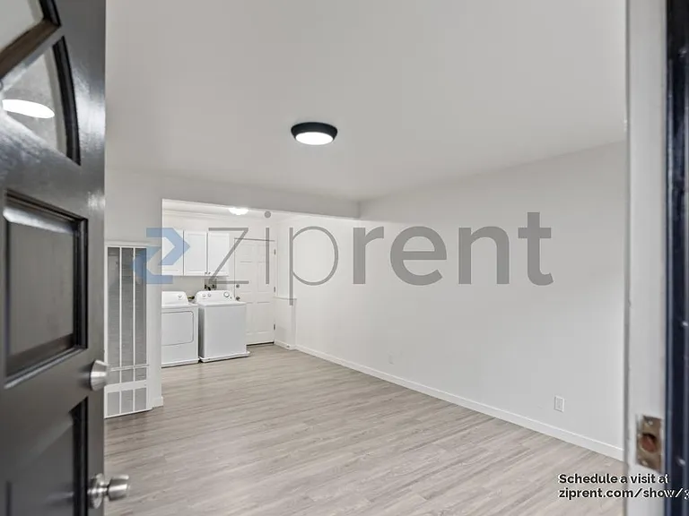 371 Somerset Rd #A — Photo 6