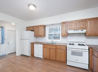 3 Dell St #2, Somerville, MA 02145