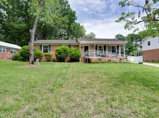 1912 Middlewood Ct, High Point, NC 27265