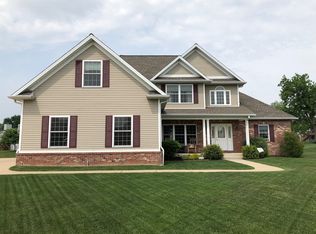 6 Wisteria Way, Washington, IL