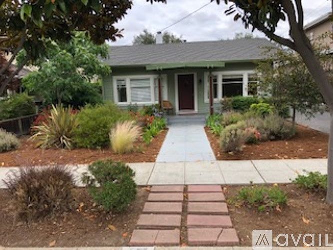 1st image of 623 Palo Alto Ave