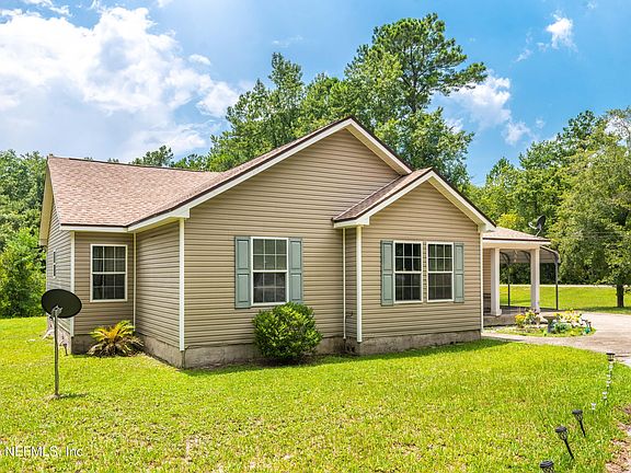 2nd image of 2475 OLEANDER Avenue