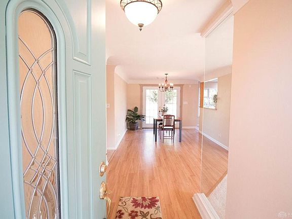 4th image of 2738 Blue Rock Dr