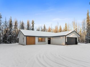 1511 Secluded Dr, North Pole, AK 99705
