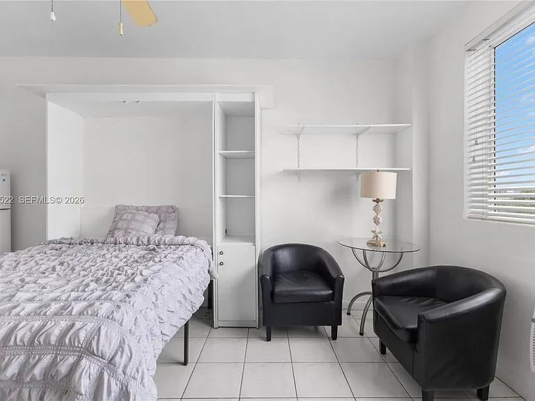 255 W 24th St #432 — Photo 6