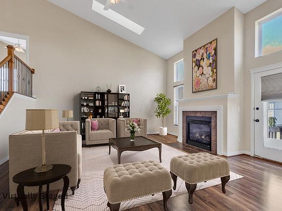 3rd image of 2887 Keannen St