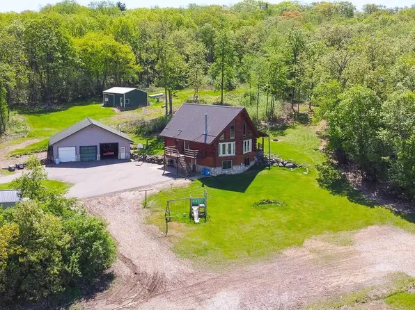 W4913 Highway 33, Pardeeville, WI 53954