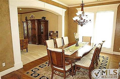 4th image of 8167 Westwind Ct