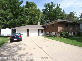 4593 Dennis Dr #B, Madison, WI 53704