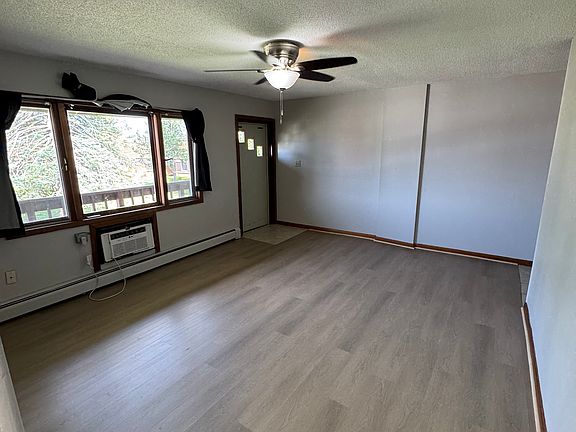 2nd image of 223 E Court Ave APT 8