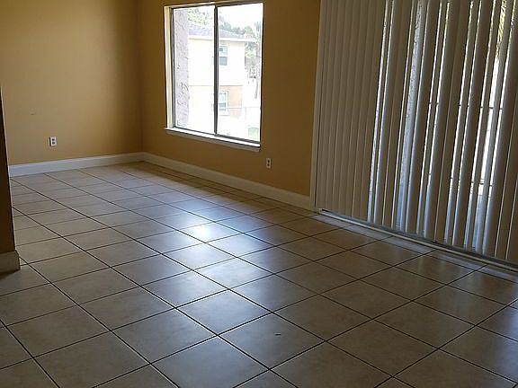 4th image of 2119 Lyme Bay Dr