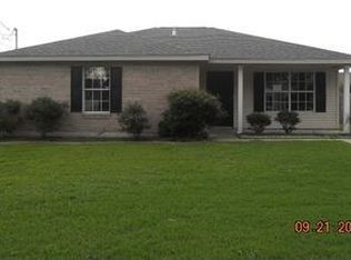 304 Avenue M, Belle Chasse, LA 70037