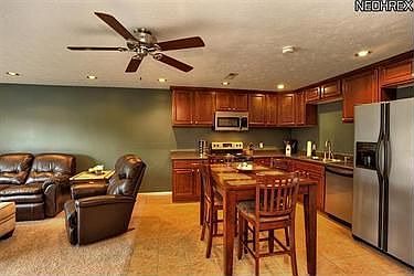 3rd image of 2021 King James Pkwy APT 306