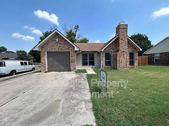 3rd image of 6714 Old Stone Dr