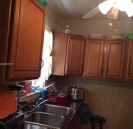 4th image of 1355 NE 181st St