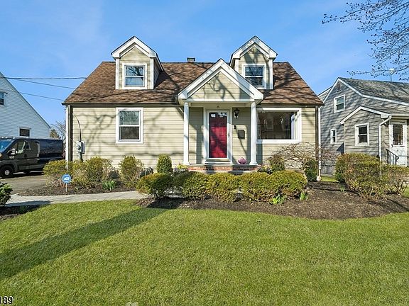 2nd image of 8 Edison Dr