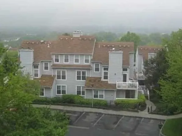 39 Eagles Notch Dr #20, Englewood, NJ 07631