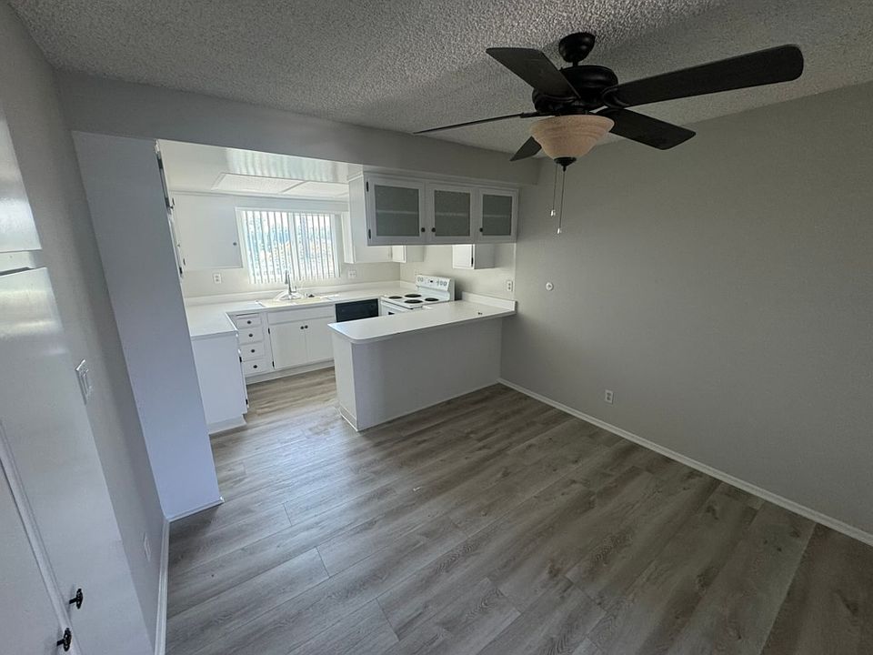 101 - Kitchen/Dining