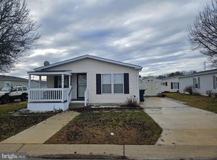 540 Dogwood Ln, Williamstown, NJ 08094