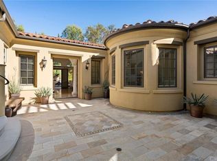 32 Castlerock, Irvine, CA 92603