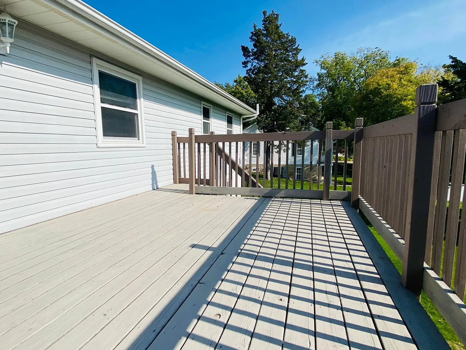 1210 Mount Loretta Ave — Photo 2