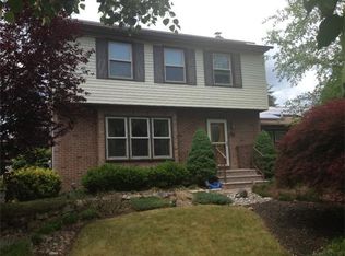 50 Seward Ave, Piscataway, NJ