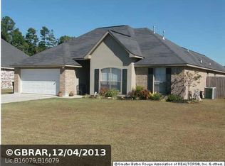 26042 Glenbrooke Dr, Denham Springs, LA 70726