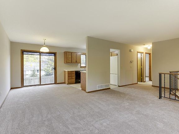 5th image of 1459 Lincoln Ave