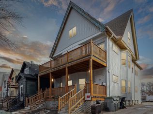 826 S 21st St #828, Milwaukee, WI 53204