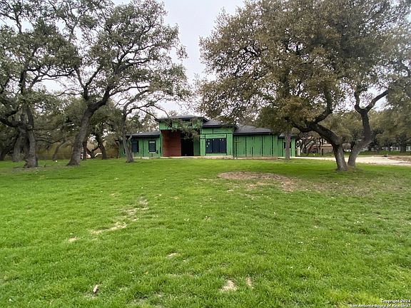 5th image of 7631 Deer Ln