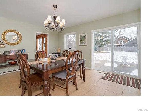 4th image of 173 Burbank Dr