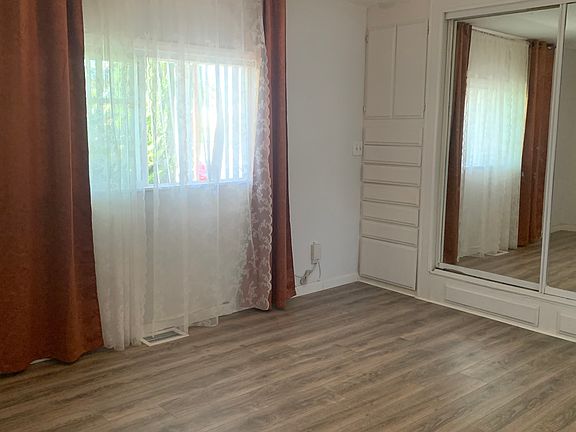 4th image of 28973 Camino Alba