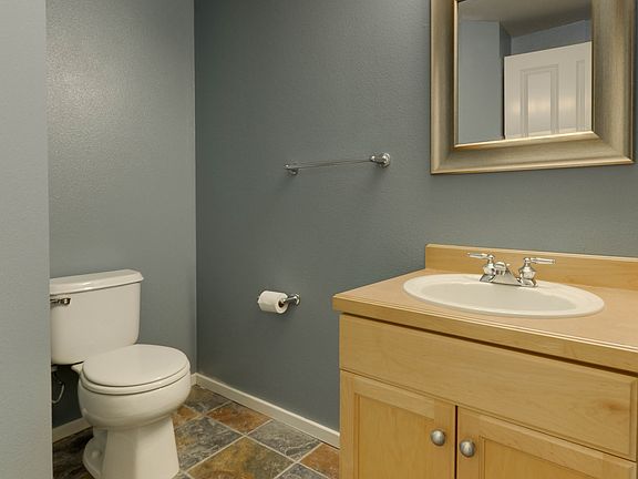 5th image of 16028 NE 94th Way #3801