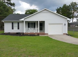 9993 Rockfish Rd, Raeford, NC 28376