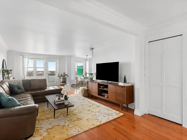 370 Ocean Pkwy APT 10K, Brooklyn, NY 11218