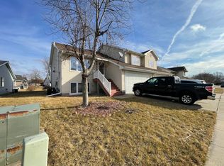 3420 S Jamie Ln, Iowa City, IA 52240