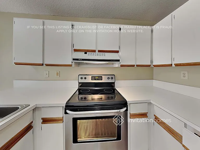 14641 N Beckley Sq — Photo 8