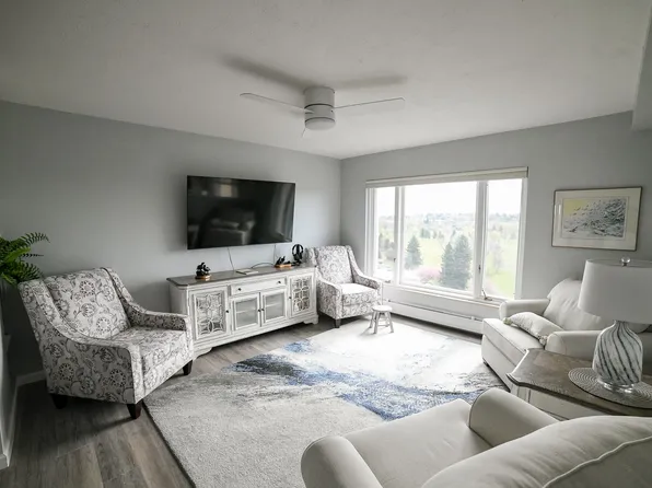 1536 Meadowlark Dr APT 10B, Great Falls, MT 59404