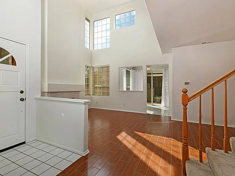 132 Matisse Cir — Photo 5