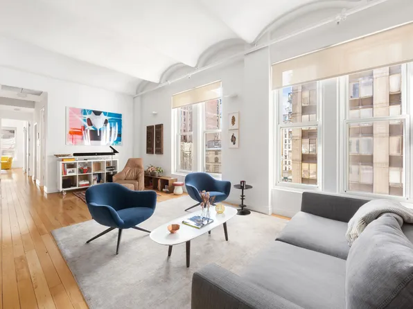 11 East 22nd Street image 1 of 8