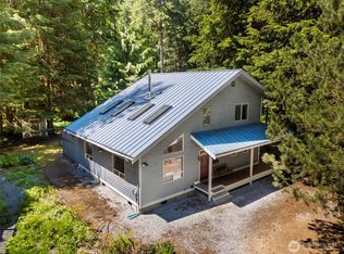 7101 Rainier Way, Glacier, WA 98244