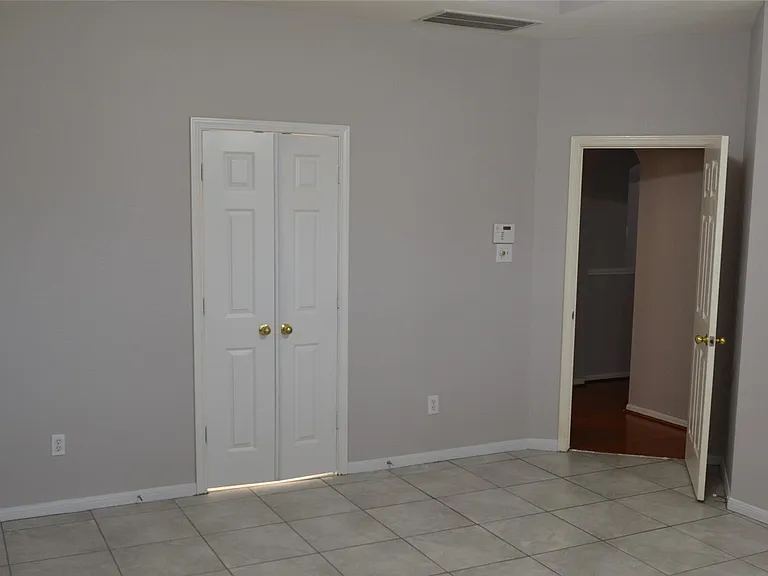 22755 Cascade Springs Dr — Photo 34