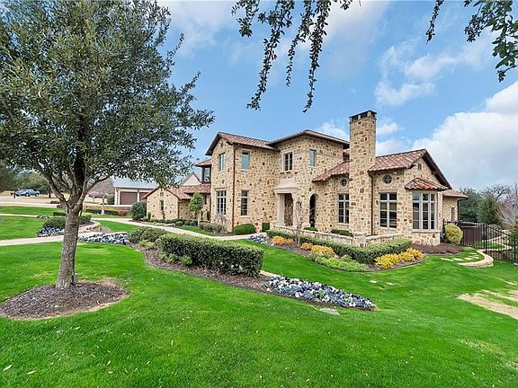 2nd image of 1407 Post Oak Pl