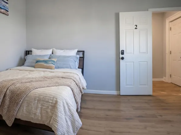 (undisclosed Address), New Haven, CT 06511