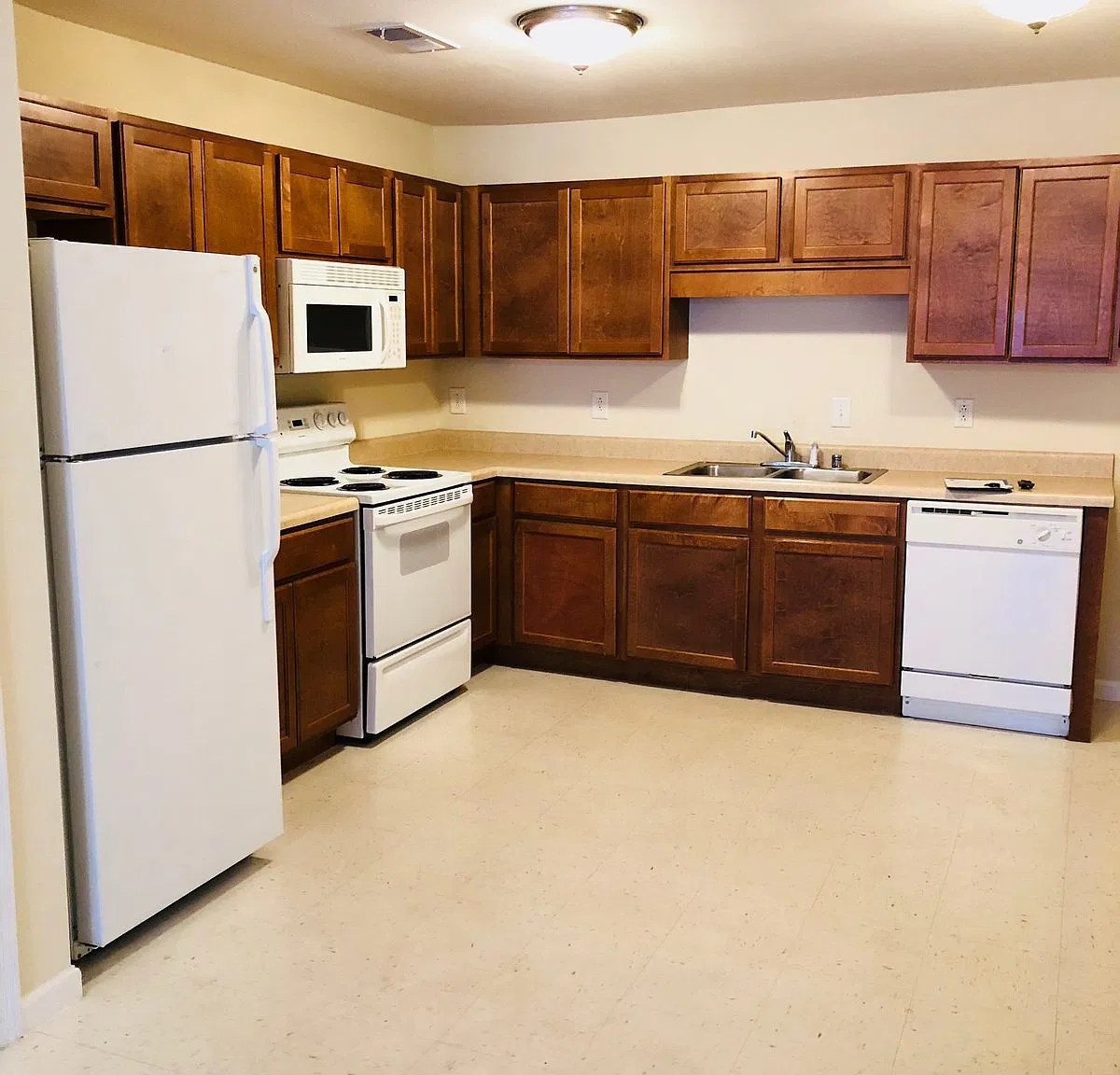 2 bed, 1.0 bath, 1110 sqft, $995 — Photo 4